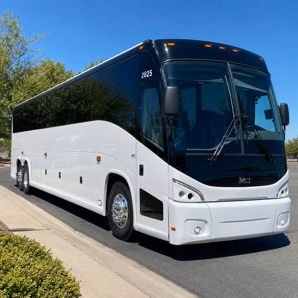 corporate long distance bus rentals and employee shuttle services in las vegas