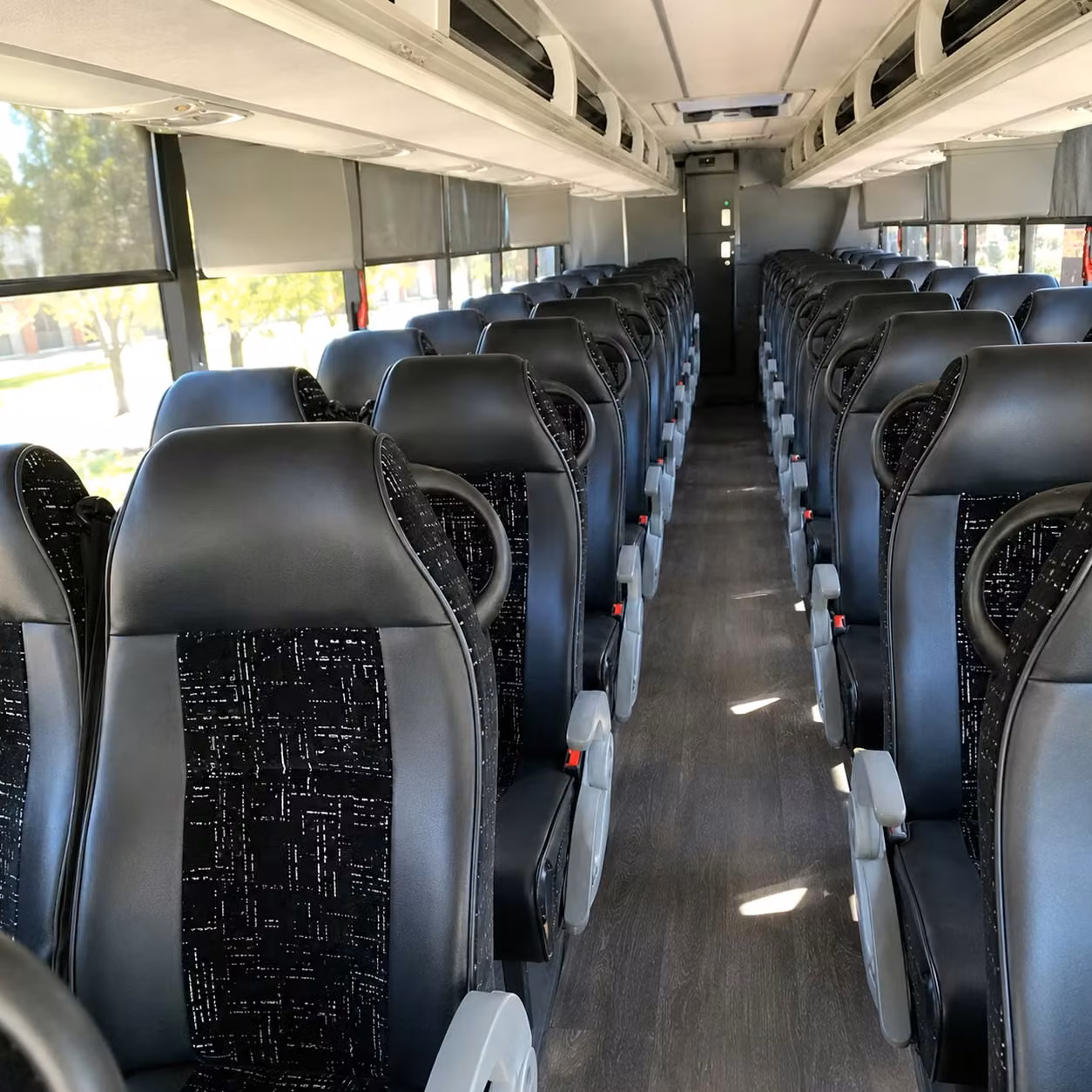 let a charter bus handle convention and conference transfers on the strip