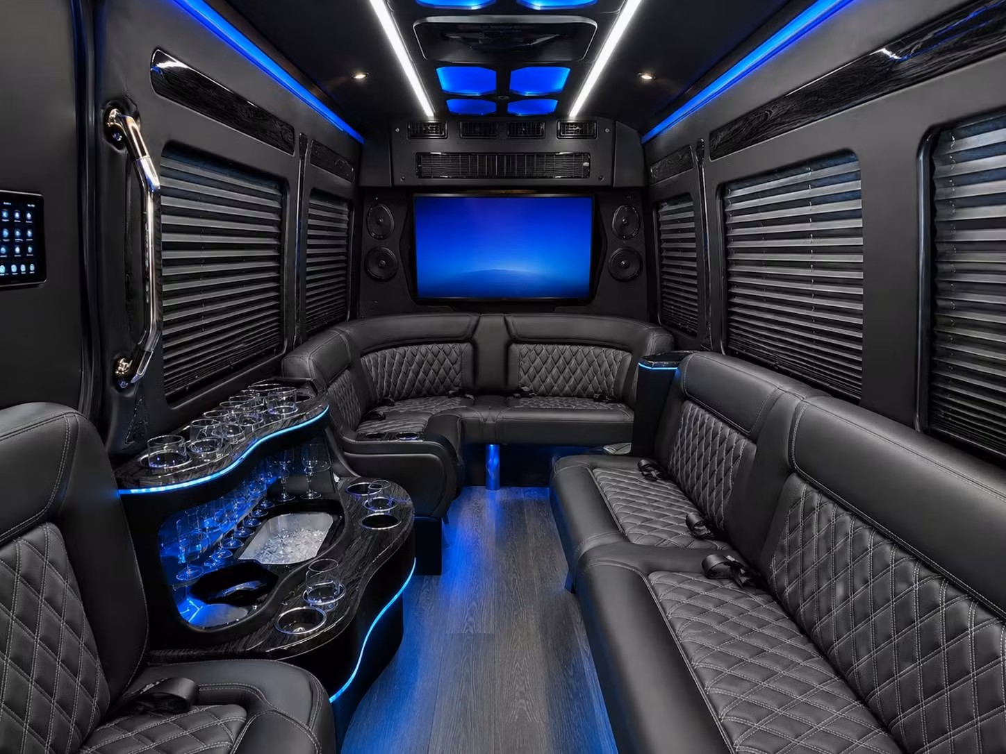 unlv and college campus tour transportation for high school groups